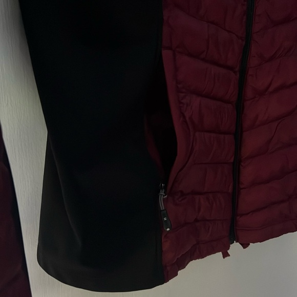 32 Degree Heat Light Weight Quilted Jacket Maroon and Black - Women’s M - Picture 7 of 16